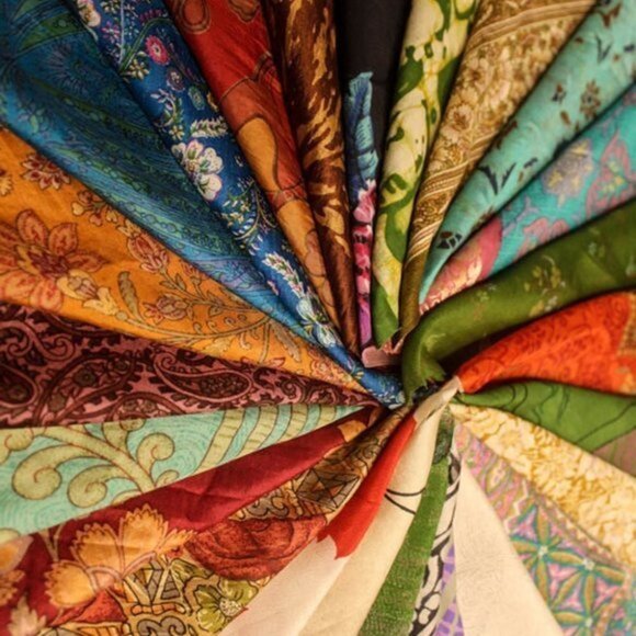 Artisan Cuff Crafted Wire Work w/Upcycled Sari Wrapped Beads NWT Sustainable - Picture 5 of 9